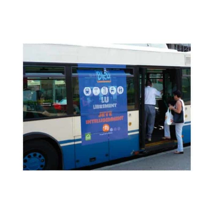 AUTOCOLLANTS BUS SGA F200T LATÉRAL : 117.5 X 170 CM